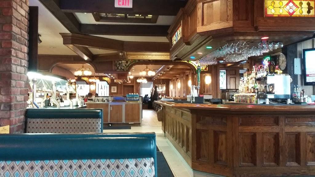 Coach House Diner | restaurant | 55 NJ-4, Hackensack, NJ 07601, USA | 2014884999 OR +1 201-488-4999