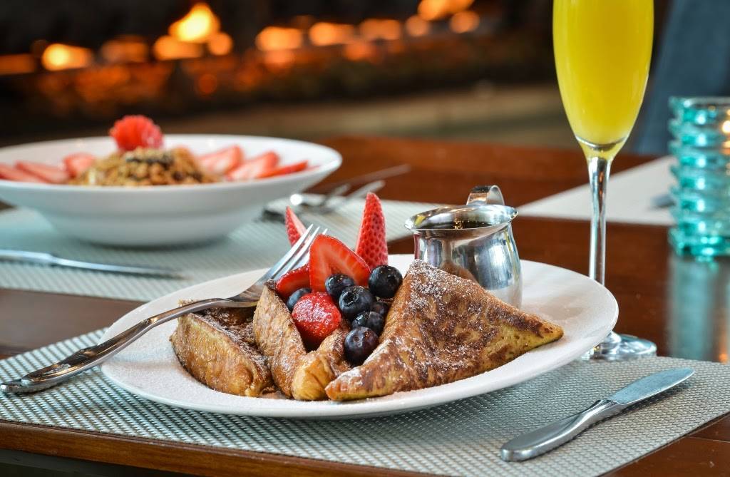 Escena Lounge & Grill | night club | 1100 Clubhouse View Dr, Palm Springs, CA 92262, USA | 7609920002 OR +1 760-992-0002