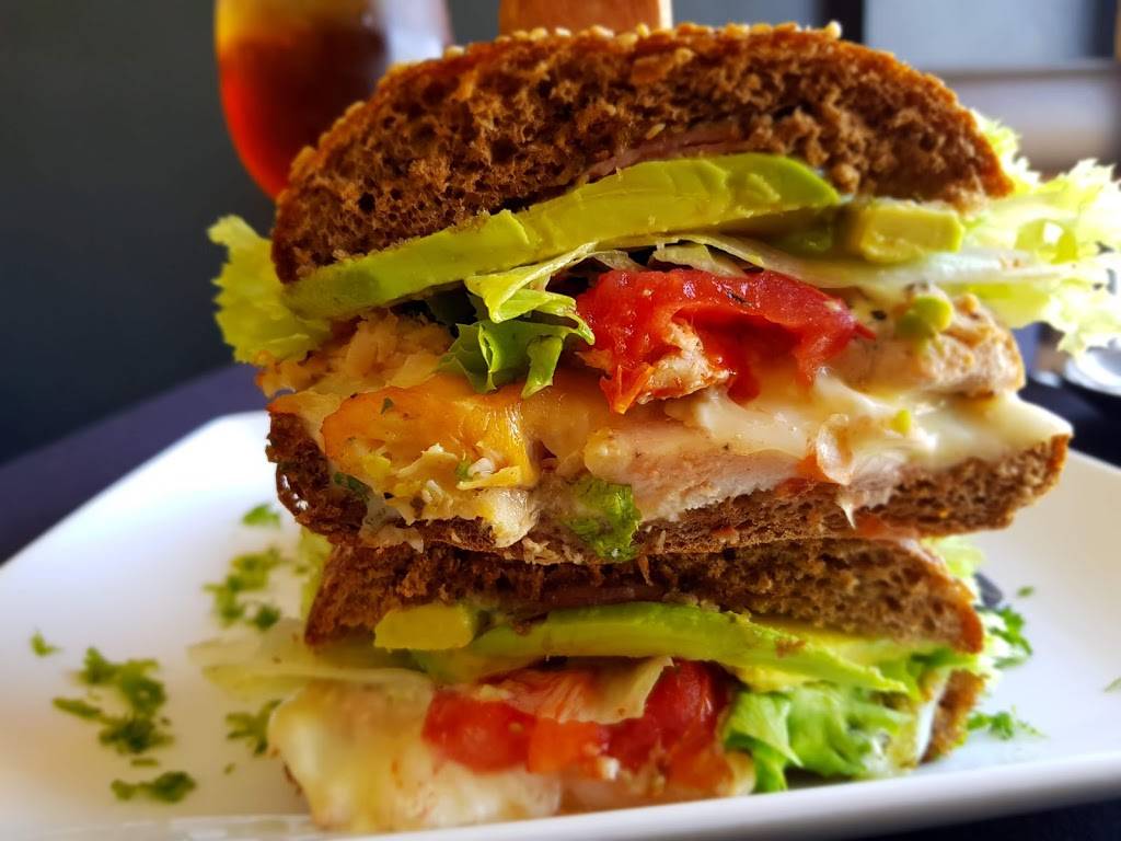 Bread street restaurant | restaurant | Blvd. el Refugio 24853, Las Abejas, 22245 Tijuana, B.C., Mexico | 016646292919 OR +52 664 629 2919