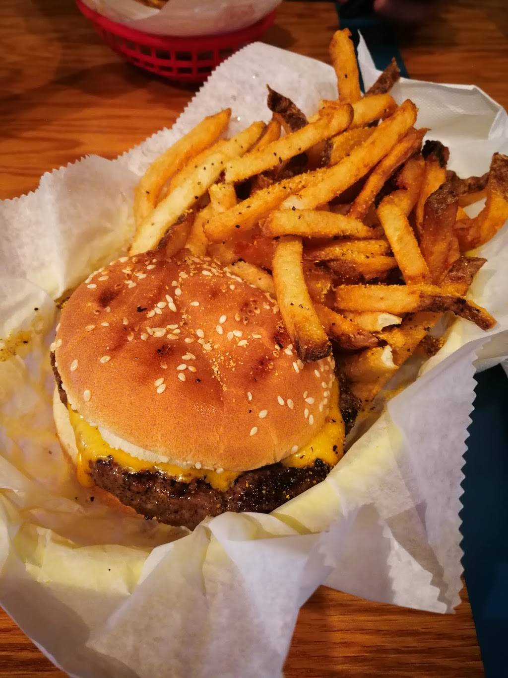 P Ts Olde Fashioned Grille | restaurant | 2420 S 17th St A, Wilmington, NC 28401, USA | 9107944544 OR +1 910-794-4544