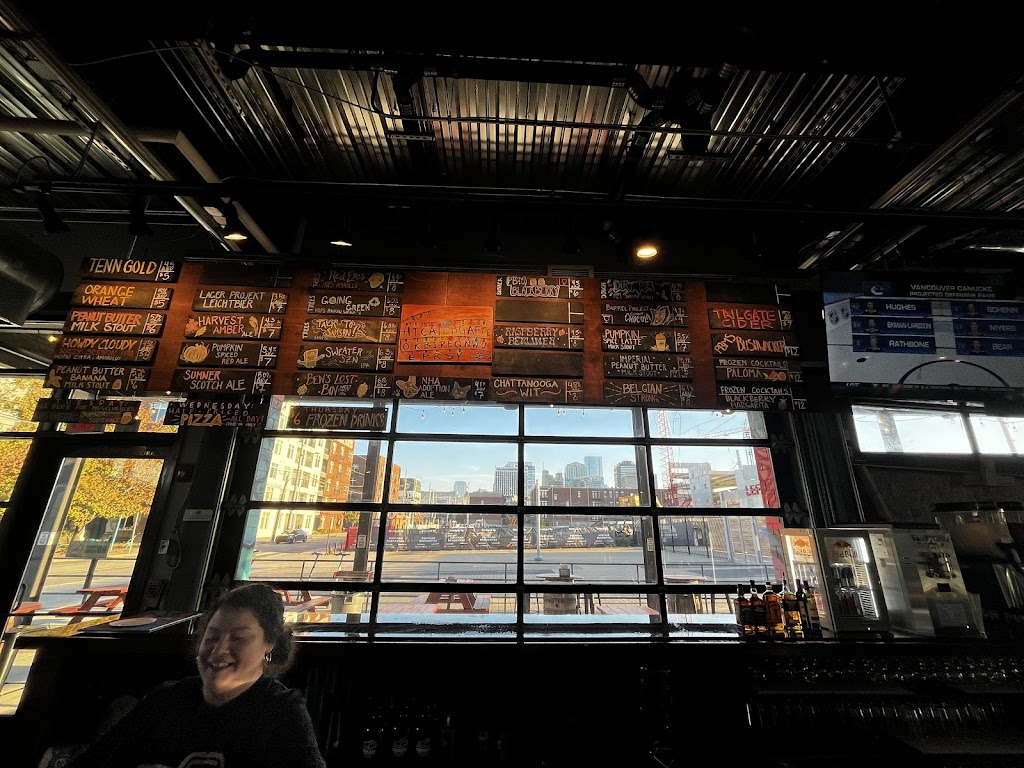 TailGate Brewery Germantown | restaurant | 915 3rd Ave N, Nashville, TN 37201, USA | 6159537089 OR +1 615-953-7089