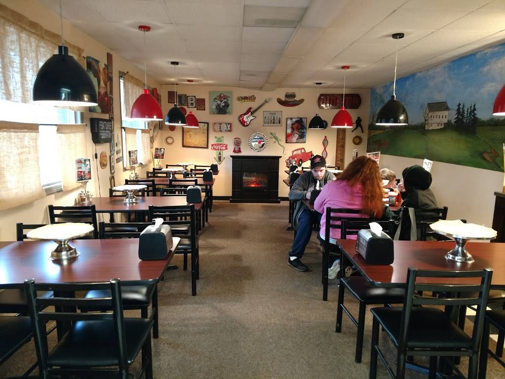 Panther Pizza & Bakery | restaurant | 8984, Hanover, 2448 W High St NE, Newark, OH 43055, USA | 7407633111 OR +1 740-763-3111