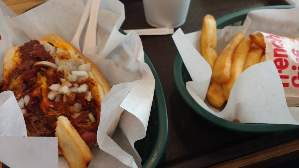 Mr Pup | restaurant | 1262 Lee St, Des Plaines, IL 60018, USA | 8472983812 OR +1 847-298-3812