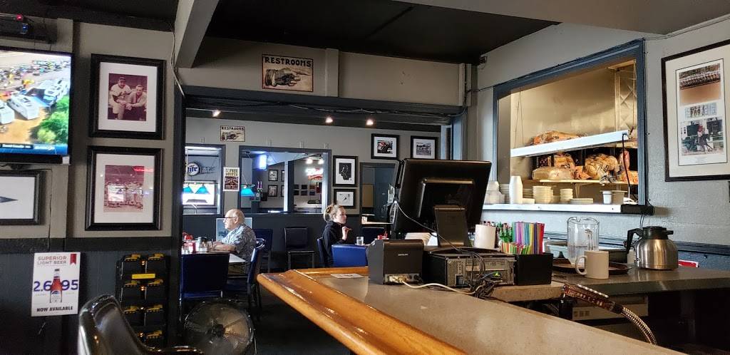 Sports Keg Grill | restaurant | 1660 S Burlington Blvd, Burlington, WA 98233, USA | 3607577828 OR +1 360-757-7828