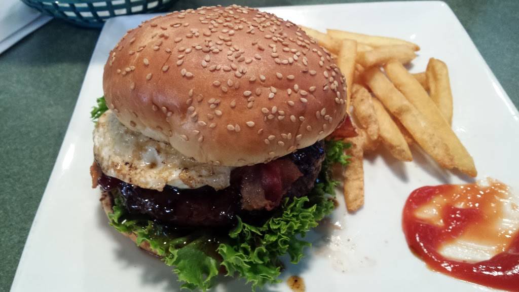 The Greene Turtle Sports Bar & Grille | restaurant | 118 Shawan Road Suite HH, Hunt Valley, MD 21030, USA | 4107710555 OR +1 410-771-0555