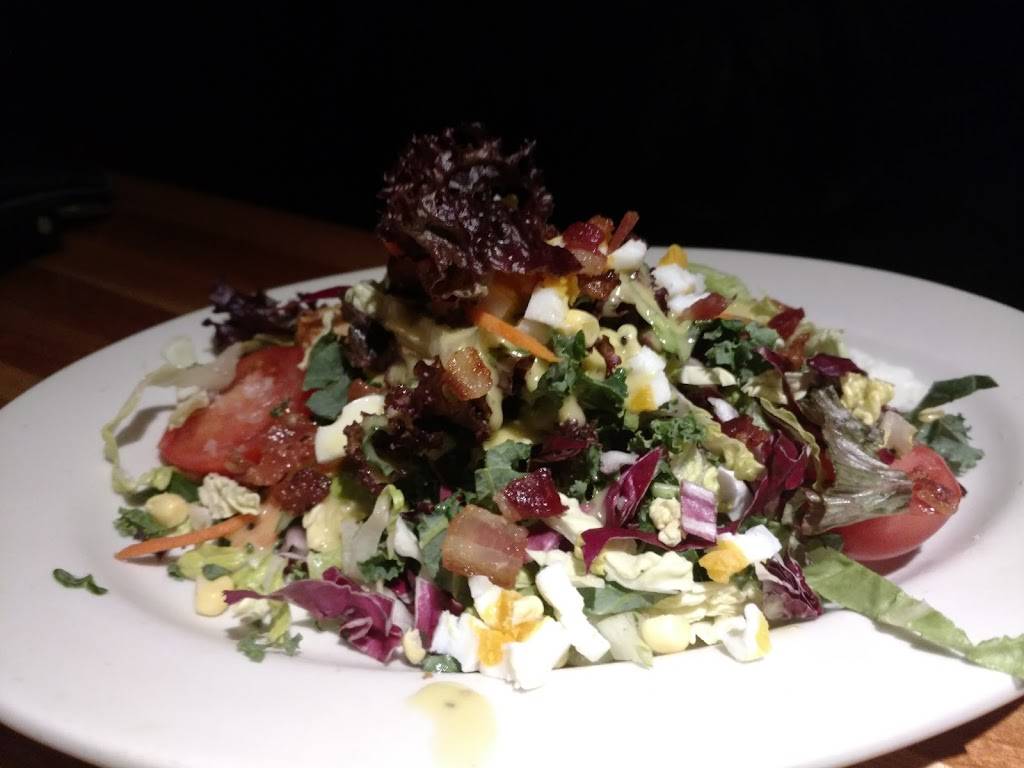 Houstons | restaurant | 2991 Michelson Dr, Irvine, CA 92612, USA | 9498330977 OR +1 949-833-0977