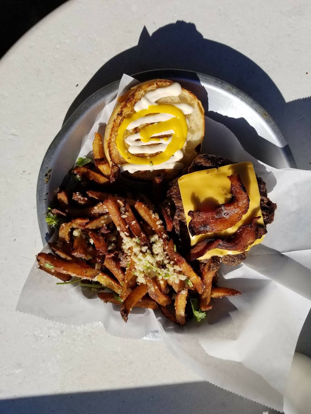 BGR Grille | restaurant | 1603 White Way, East Point, GA 30344, USA | 4049212288 OR +1 404-921-2288