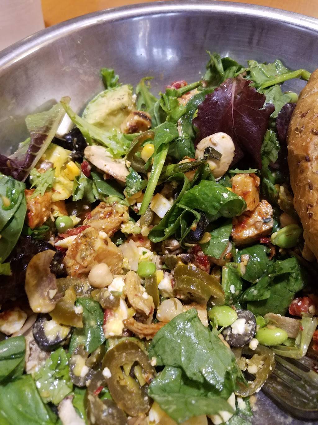 Salata | restaurant | Sundance Square, 520 Commerce St, Fort Worth, TX 76102, USA | 8178857720 OR +1 817-885-7720