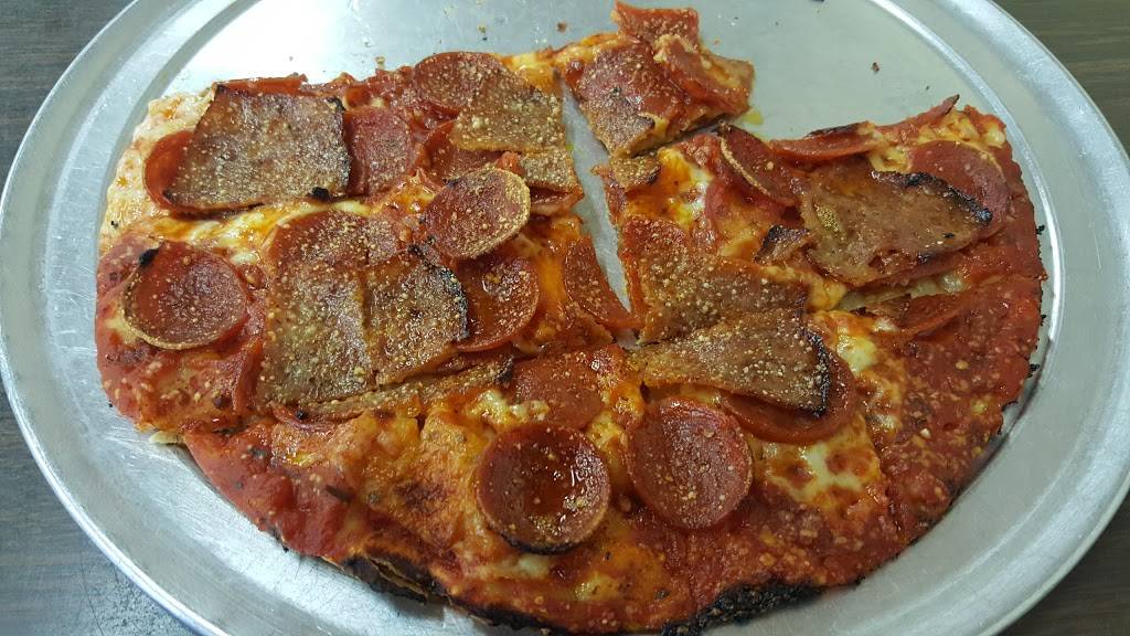 Rubinos Pizza | restaurant | 2643 E Main St, Columbus, OH 43209, USA | 6142350712 OR +1 614-235-0712