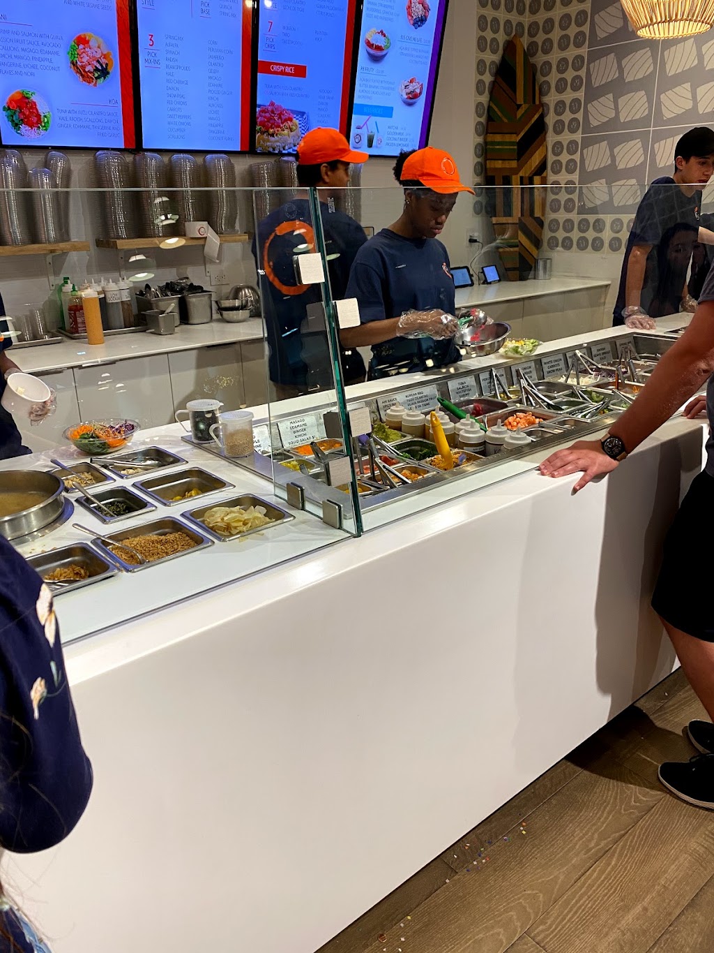 Poke 305 | restaurant | 19501 Biscayne Blvd, Aventura, FL 33180, USA | 3059742732 OR +1 305-974-2732