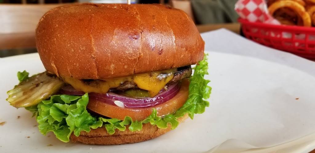 Burger Urge | restaurant | 1599 Haight St # A, San Francisco, CA 94117, USA | 4155220122 OR +1 415-522-0122