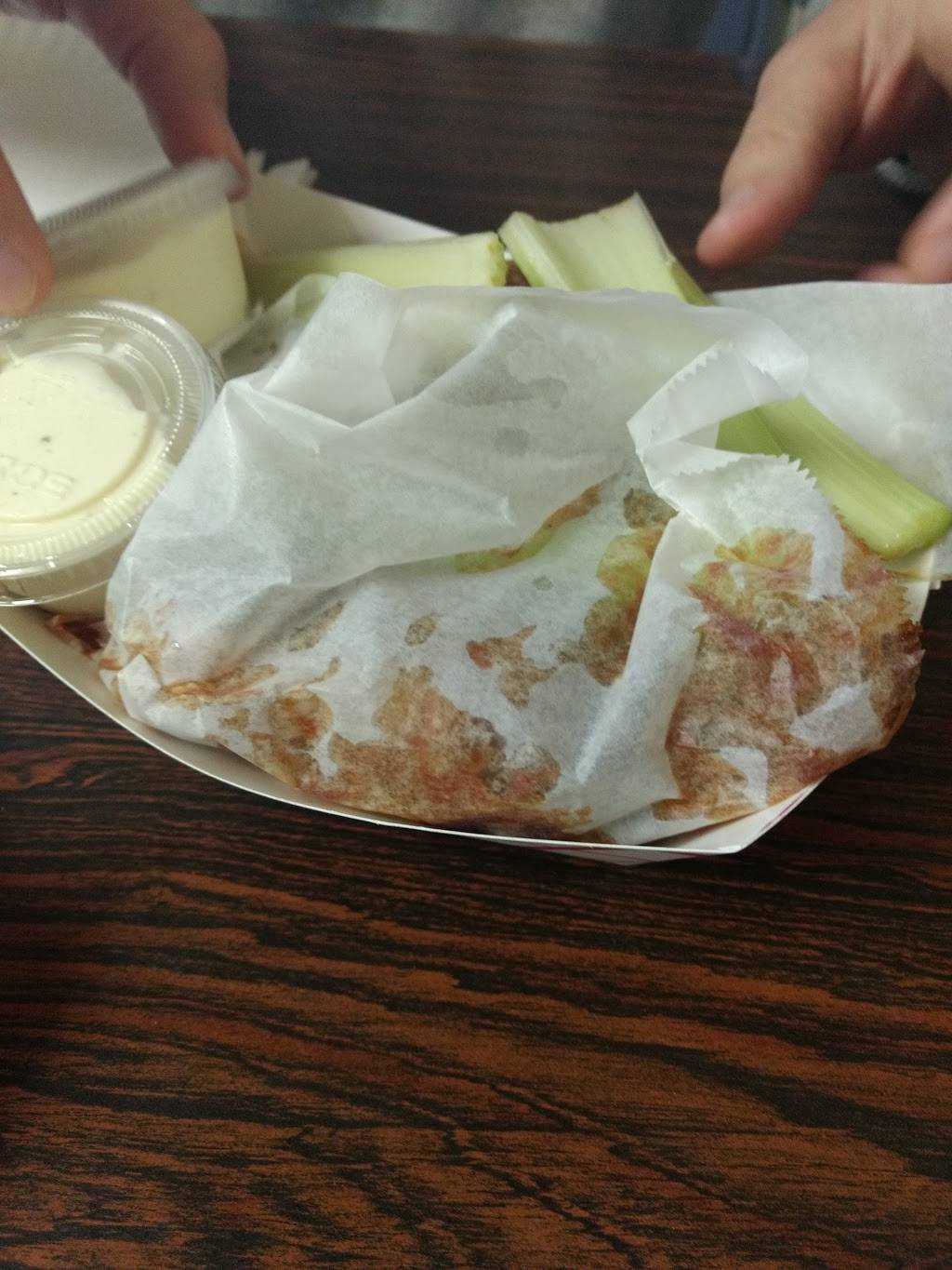 Morenos Pizza | restaurant | 751 Hudson Ave, Stillwater, NY 12170, USA | 5186640057 OR +1 518-664-0057