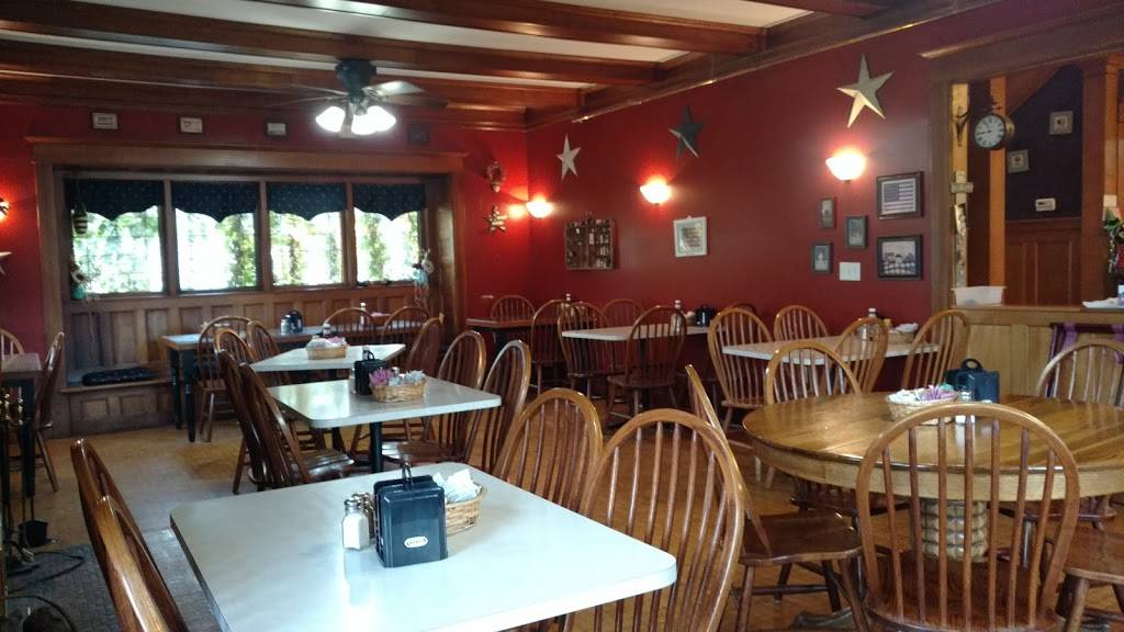 Stoagies Family Room Cafe | restaurant | 91 E Chicago St, Coldwater, MI 49036, USA | 5172787820 OR +1 517-278-7820