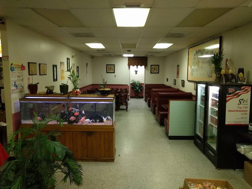 Redwood | restaurant | 2019 Fort Campbell Blvd, Clarksville, TN 37042, USA | 9315538369 OR +1 931-553-8369