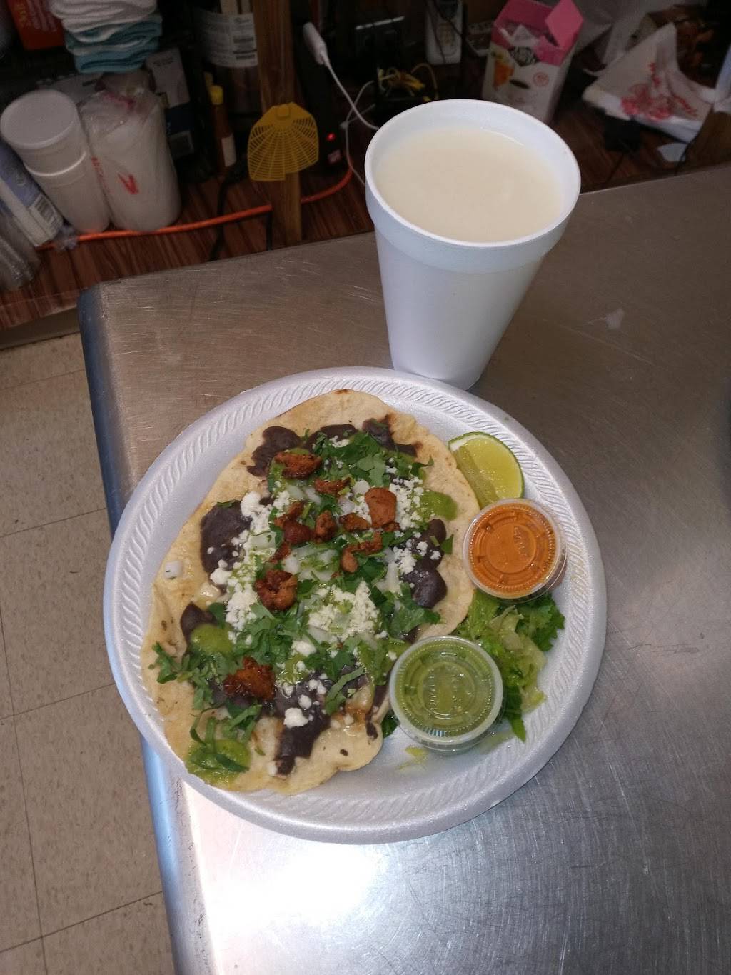 La doña food | restaurant | 975 N Pacific Hwy, Woodburn, OR 97071, USA | 5039020370 OR +1 503-902-0370