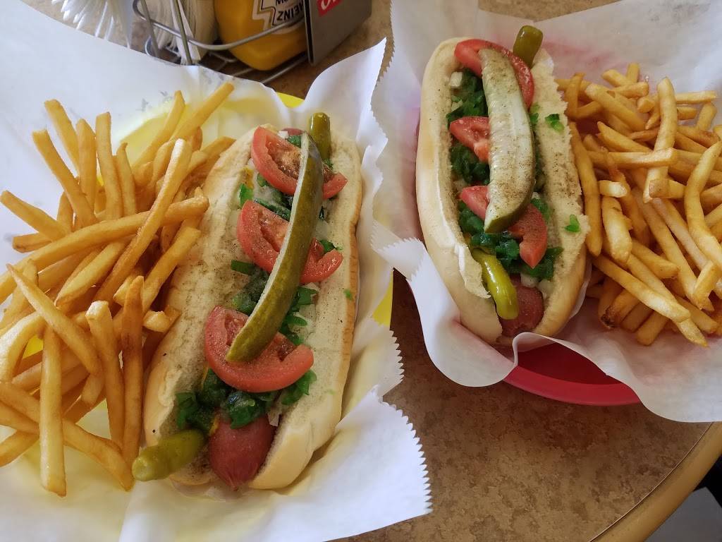 Chubbys Hot Dogs | restaurant | 9400 US-17, Maitland, FL 32751, USA | 4073313647 OR +1 407-331-3647