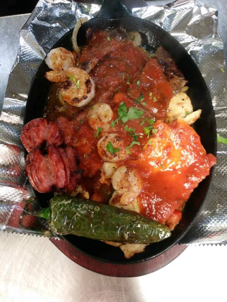 El REPARO DE JALISCO | restaurant | 922 S WW White Rd, San Antonio, TX 78220, USA | 2102514724 OR +1 210-251-4724