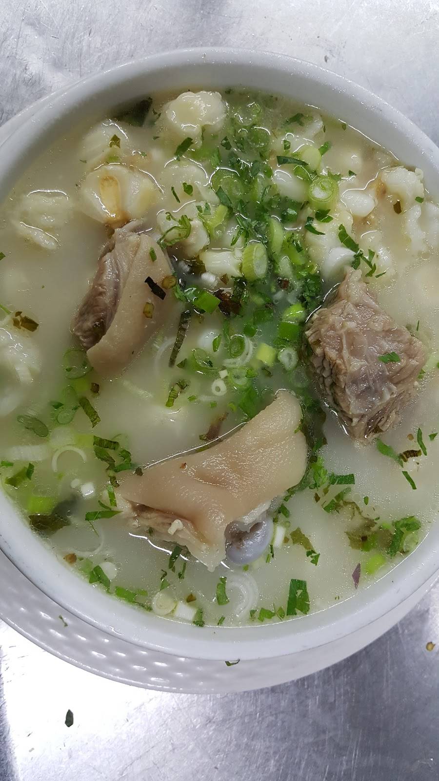 Mistys Restaurant & Bar | restaurant | 277 Main St, West Orange, NJ 07052, USA | 9732430052 OR +1 973-243-0052