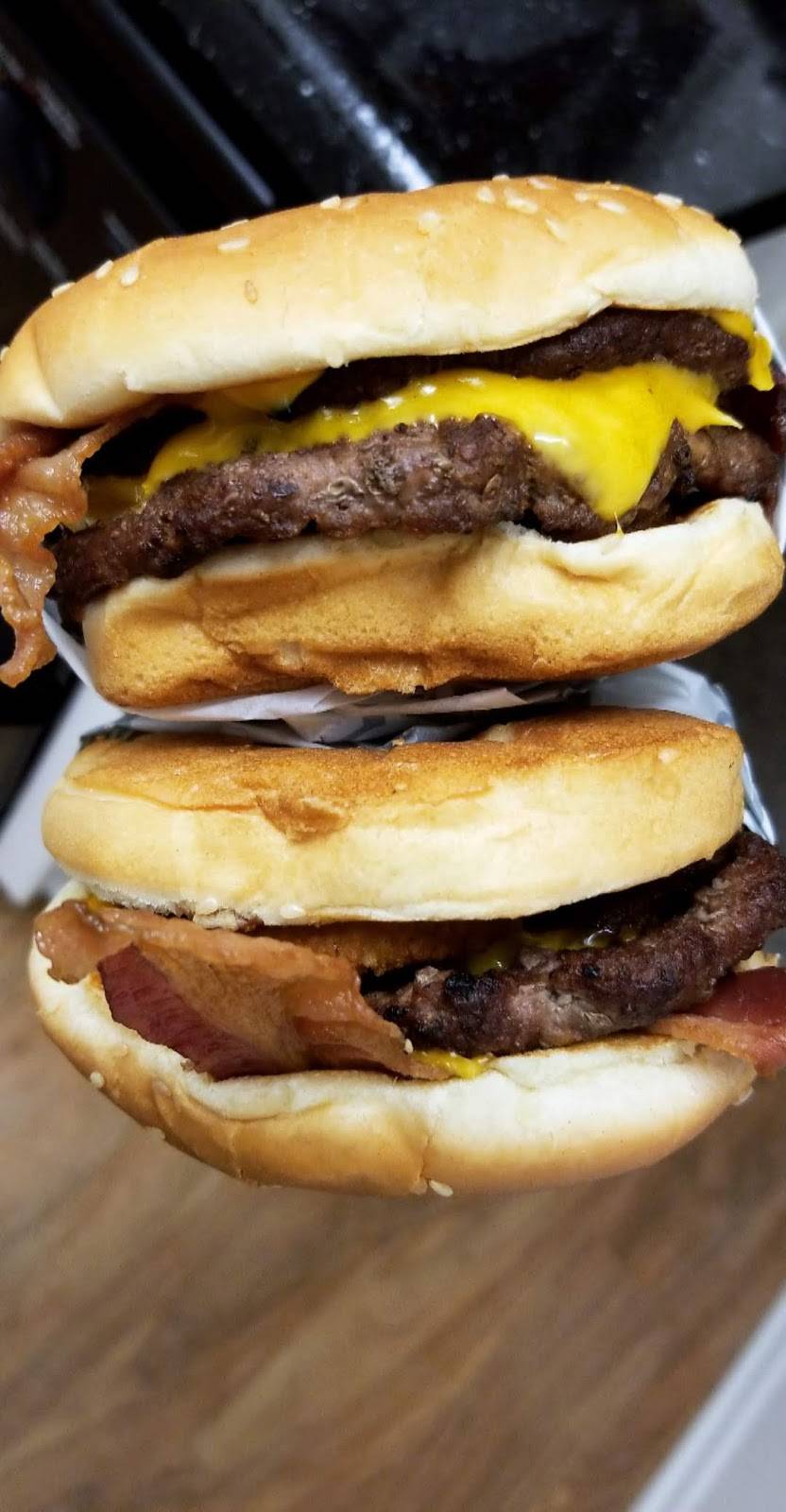 Carls Jr. | restaurant | 18032 Culver Dr, Irvine, CA 92612, USA | 9497860612 OR +1 949-786-0612