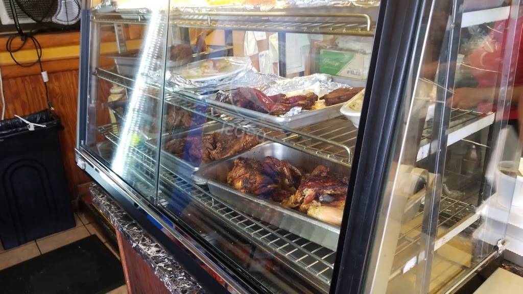 La Esquina del Sabor | restaurant | 39 Manchester St, Lawrence, MA 01841, USA | 9782581441 OR +1 978-258-1441