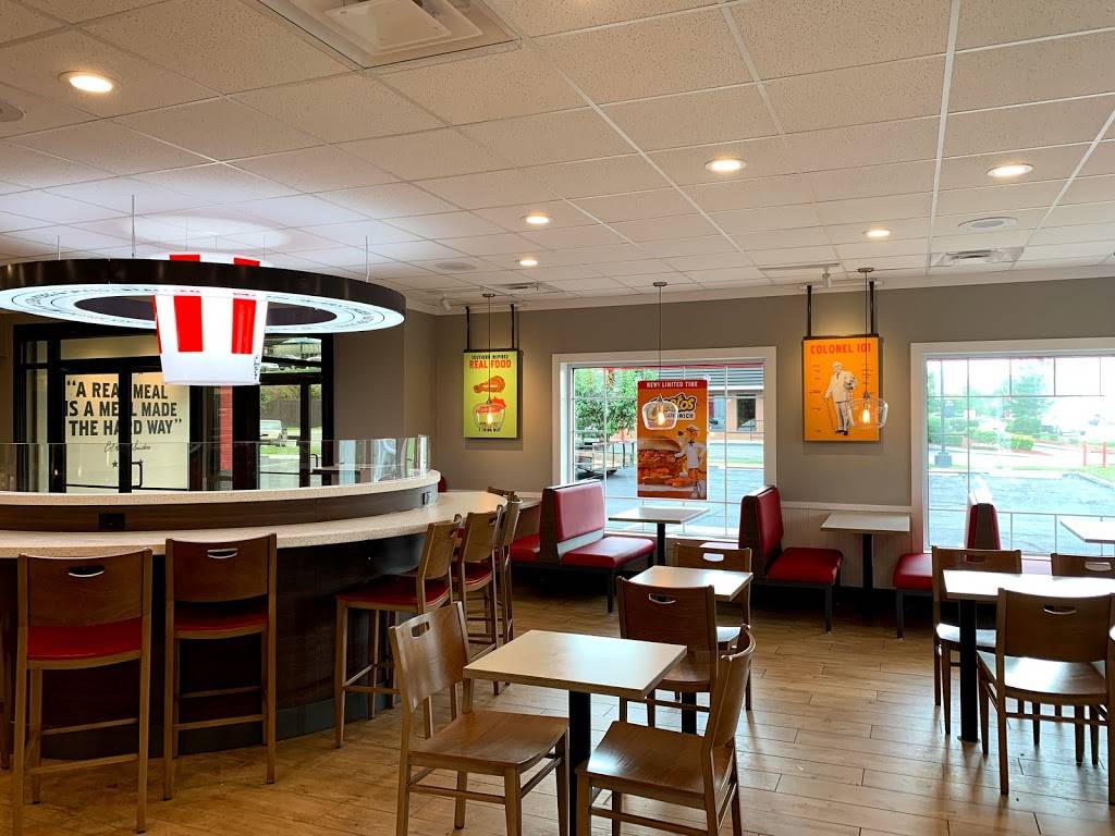 KFC | restaurant | 336 Harding Pl, Nashville, TN 37211, USA | 6158342904 OR +1 615-834-2904