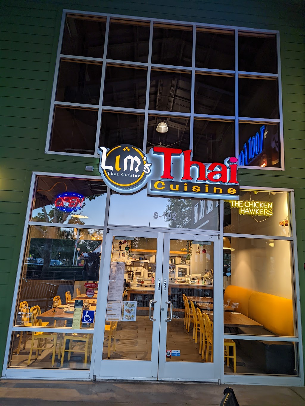 Lims Thai Cuisine | restaurant | 1663 E Monte Vista Ave #102, Vacaville, CA 95688, USA | 7074749584 OR +1 707-474-9584