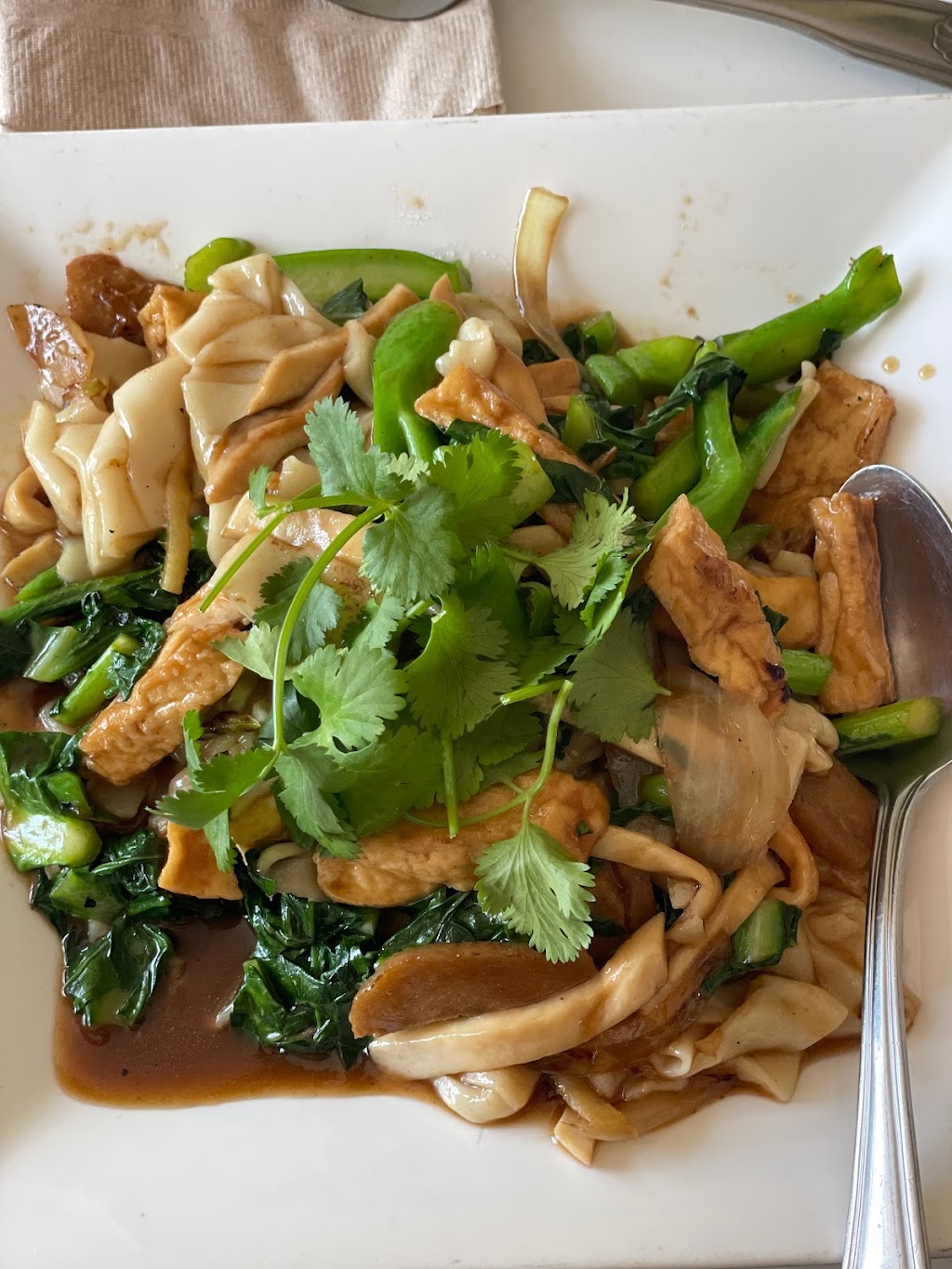 Loving Hut | restaurant | 1226 S Jackson St, Seattle, WA 98144, USA | 2062992219 OR +1 206-299-2219