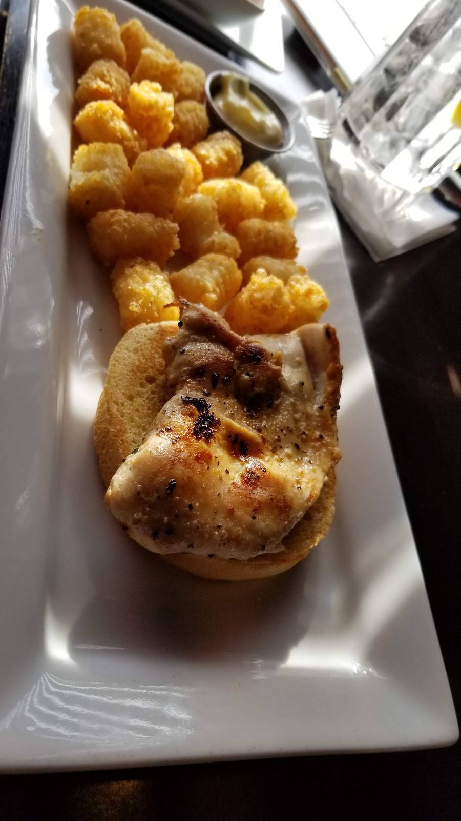 Ruby Tuesday | restaurant | 5274 N Abbe Rd, Sheffield, OH 44035, USA | 4409341200 OR +1 440-934-1200