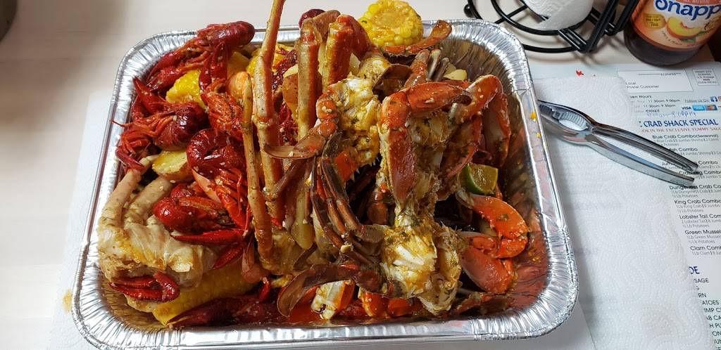 EZ Crab Shack | restaurant | 805 S Kirkman Rd #103, Orlando, FL 32811, USA | 4072379995 OR +1 407-237-9995