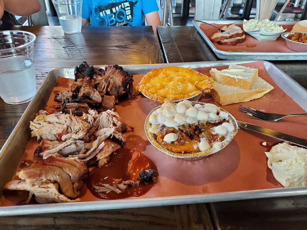 Fire-N-Smoke Wood Fired Kitchen and Frozen Custard | restaurant | 1800 Vaughn Rd, Wood River, IL 62095, USA | 6182518075 OR +1 618-251-8075