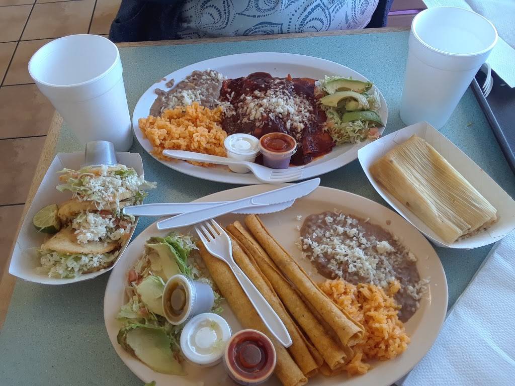 Jefitas Tamales | restaurant | 8825 N Loop Dr #125, El Paso, TX 79907, USA | 9158607087 OR +1 915-860-7087