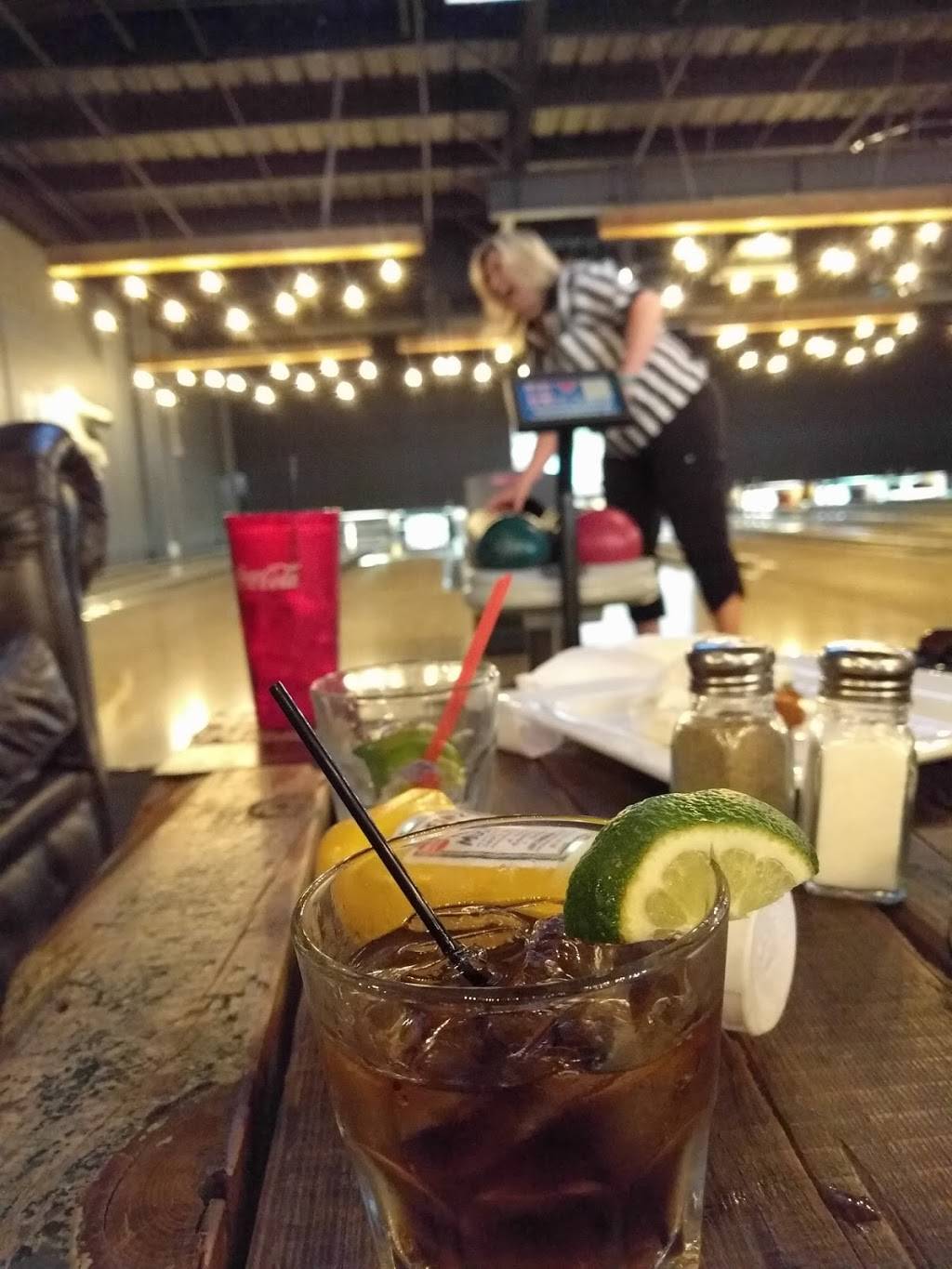 Southside Social | restaurant | 1818 Chestnut St, Chattanooga, TN 37408, USA | 4237083280 OR +1 423-708-3280