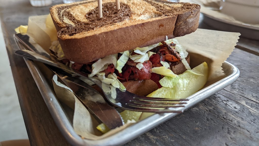 Founders Brewing Co. Detroit | restaurant | 456 Charlotte St, Detroit, MI 48201, USA | 3133353440 OR +1 313-335-3440