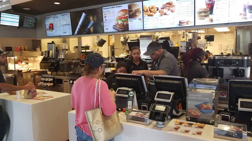 McDonalds | cafe | 604 67th St Cir E, Bradenton, FL 34208, USA | 9417474979 OR +1 941-747-4979