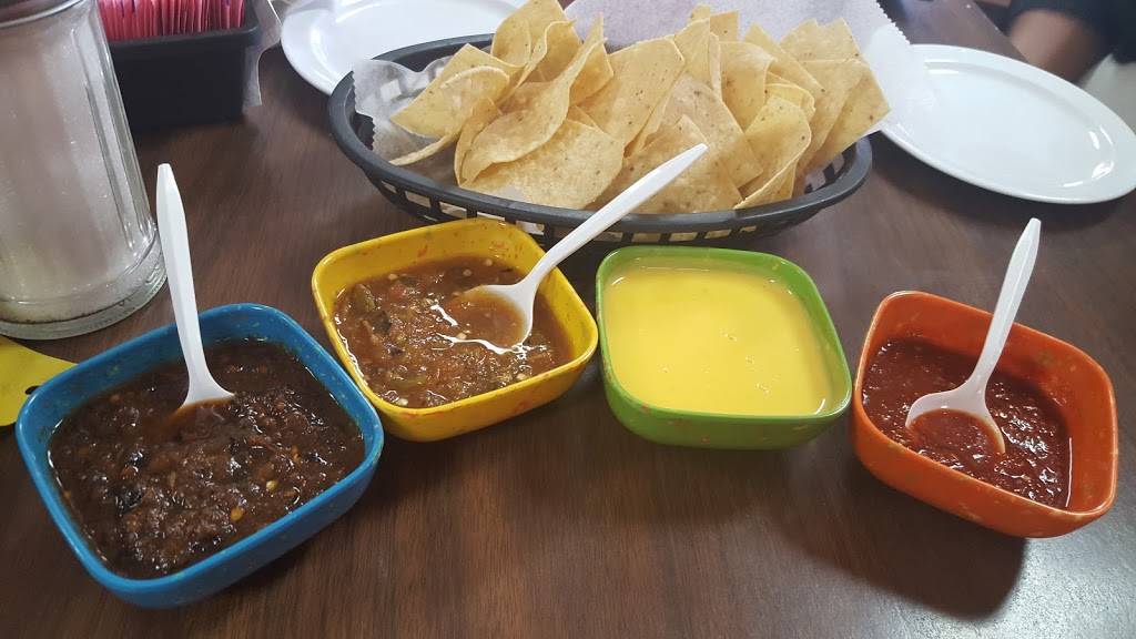 Los Habaneros | restaurant | 4614 Callaghan Rd, San Antonio, TX 78228, USA | 2104449260 OR +1 210-444-9260