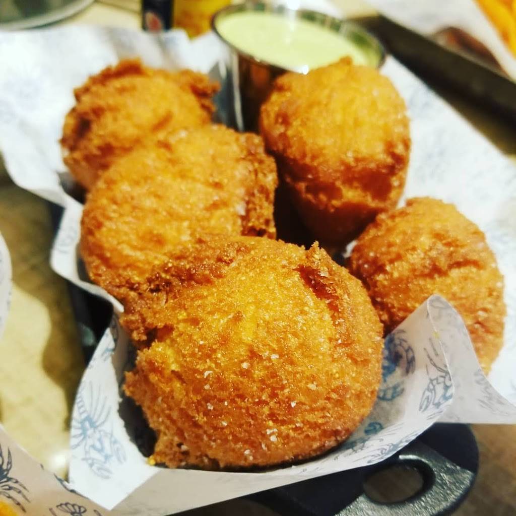 Peacemaker Lobster & Crab | restaurant | 1831 Sidney St, St. Louis, MO 63104, USA | 3147728858 OR +1 314-772-8858