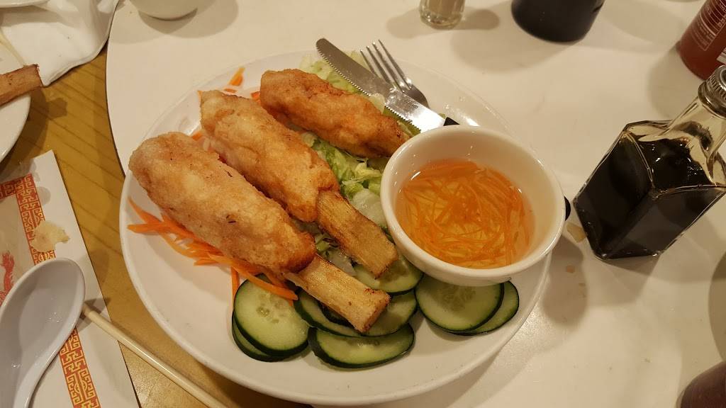 Pho Xe Lua Viet Thai Restaurant | restaurant | 907 Race St, Philadelphia, PA 19107, USA | 2156278883 OR +1 215-627-8883