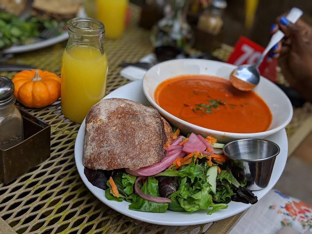 Sunflower Caffé | cafe | 421 1st St W, Sonoma, CA 95476, USA | 7079966645 OR +1 707-996-6645