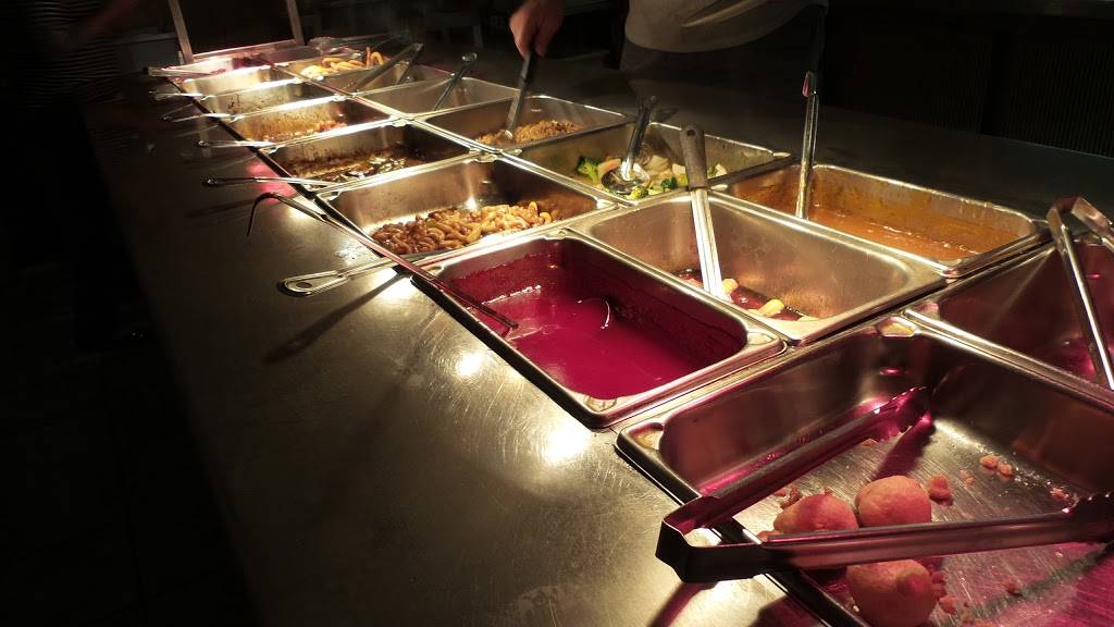 Lachute Holiday | restaurant | 526 Rue Principale, Lachute, QC J8H 1Y7, Canada | 4505625297 OR +1 450-562-5297