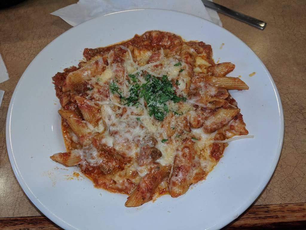 Strombolis Express | restaurant | 3434 Edwards Mill Rd, Raleigh, NC 27612, USA | 9197857075 OR +1 919-785-7075