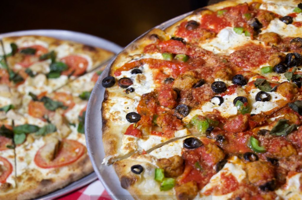 Grimaldis Pizzeria | restaurant | 3327 Las Vegas Blvd S Ste 2710, Las Vegas, NV 89109, USA | 7027543450 OR +1 702-754-3450