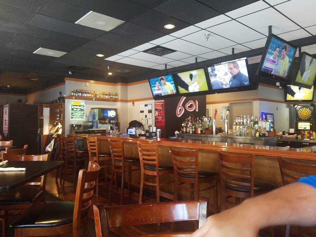 601 Bar & Grill | restaurant | 601 Army Trail Blvd F, Addison, IL 60101, USA | 6304589300 OR +1 630-458-9300