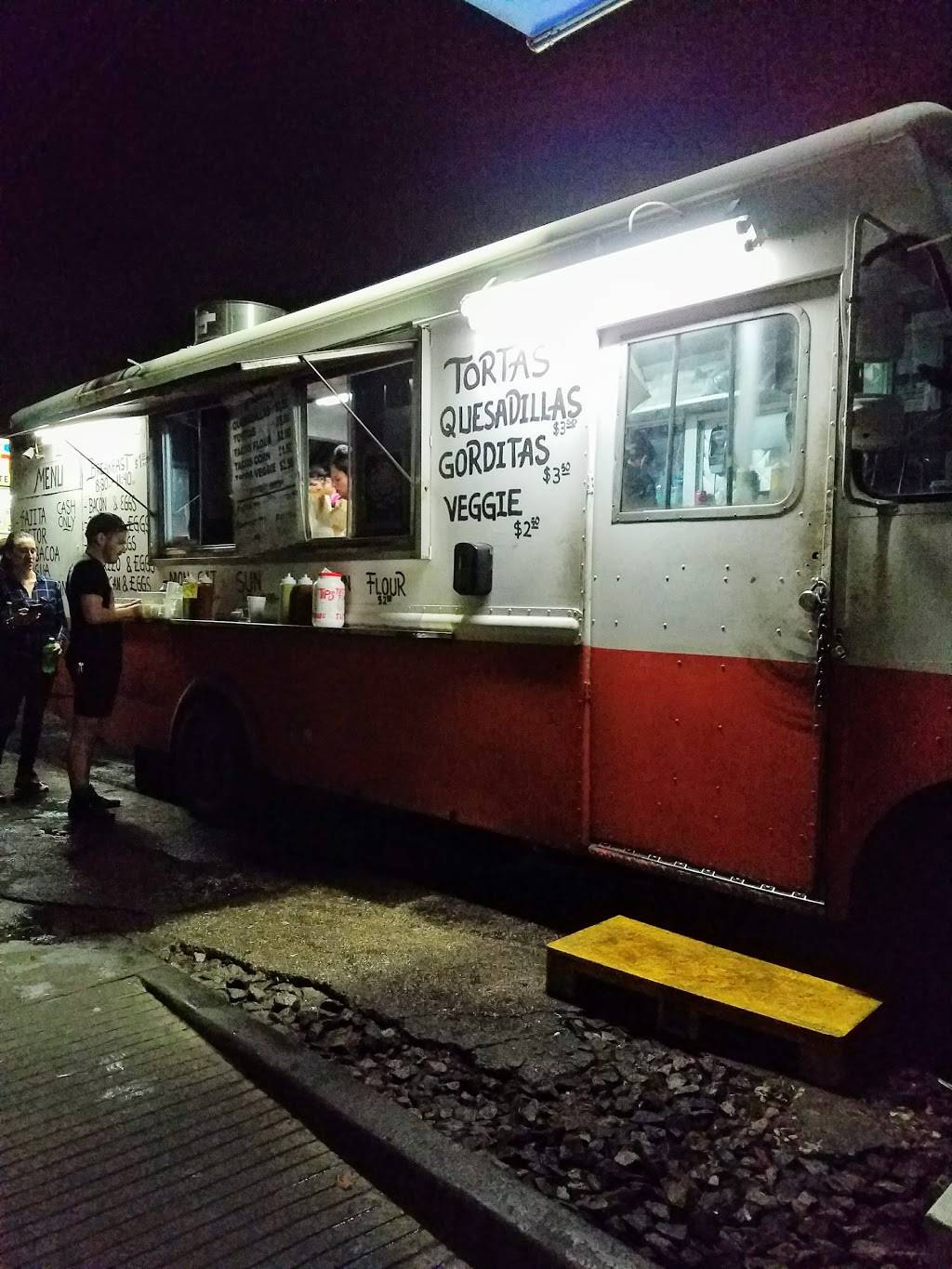 Estila Tierra Caliente | restaurant | 3810 McDuffie St, Houston, TX 77098, USA | 7135849359 OR +1 713-584-9359