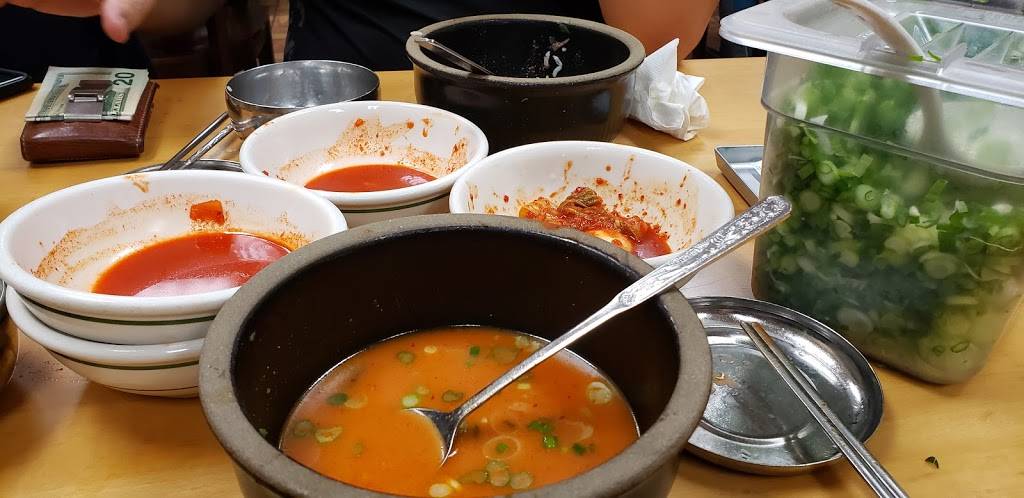 Han Bat Shul Lung Tang | restaurant | 4163 W 5th St, Los Angeles, CA 90020, USA | 2133839499 OR +1 213-383-9499