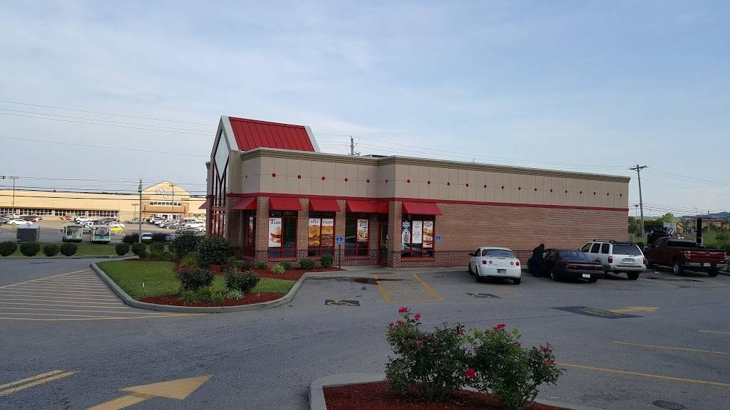 Arbys | restaurant | 895 W Eads Pkwy, Lawrenceburg, IN 47025, USA | 8125374455 OR +1 812-537-4455