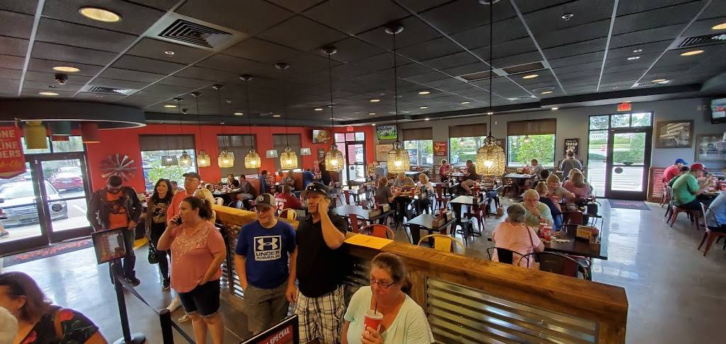 Joellas Hot Chicken | restaurant | 6531 Lake Andrew Dr, Melbourne, FL 32940, USA | 3216360632 OR +1 321-636-0632