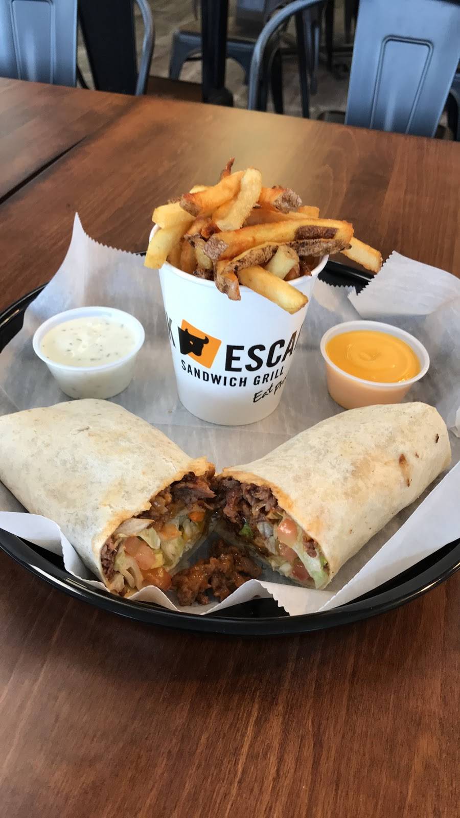 Steak Escape | restaurant | 6201 Wilmington Pike, Centerville, OH 45459, USA | 9379855983 OR +1 937-985-5983