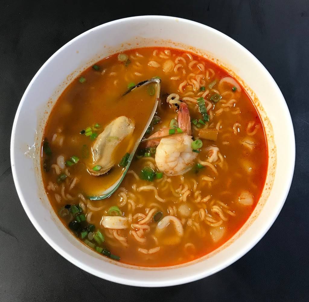 Kims Kitchen | restaurant | Above Palace Spa, 1727 S 316th St Ste #201, Federal Way, WA 98003, USA | 2062498008 OR +1 206-249-8008