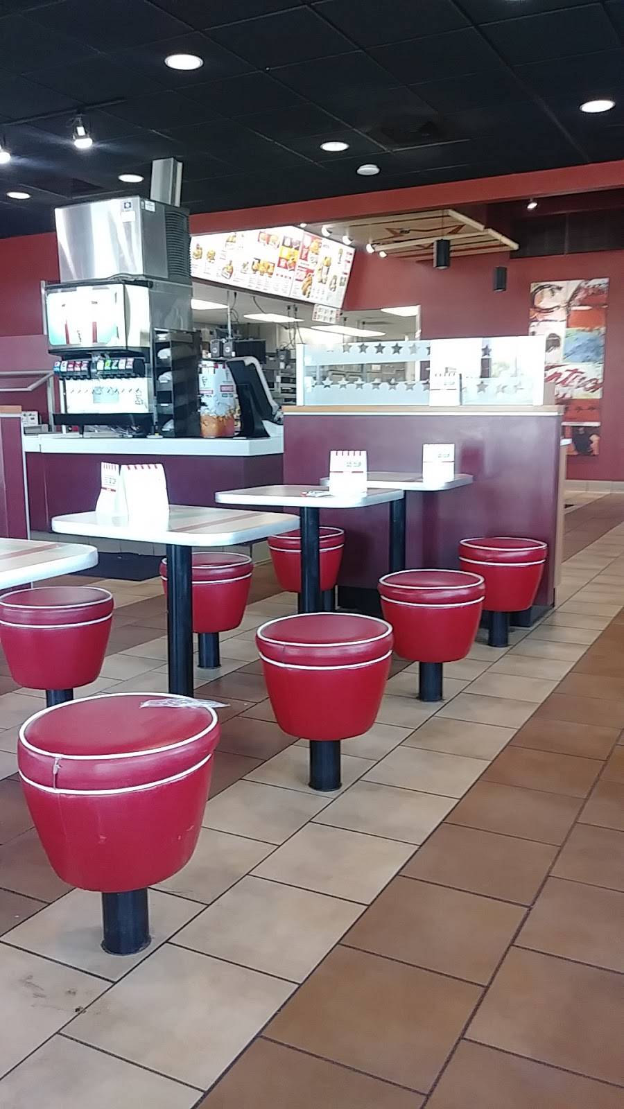 KFC | restaurant | 2444 S 132nd St, Omaha, NE 68144, USA | 4023303638 OR +1 402-330-3638