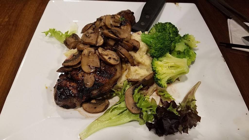 Woodys Pub Grub | restaurant | 11 Margaret Ave, Essex, MD 21221, USA | 4105257507 OR +1 410-525-7507